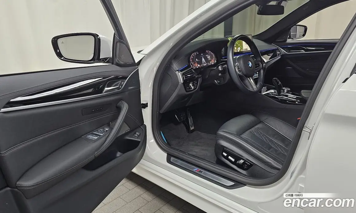 BMW 5 серия 2023 2.0 автомат (гидро), фото 13