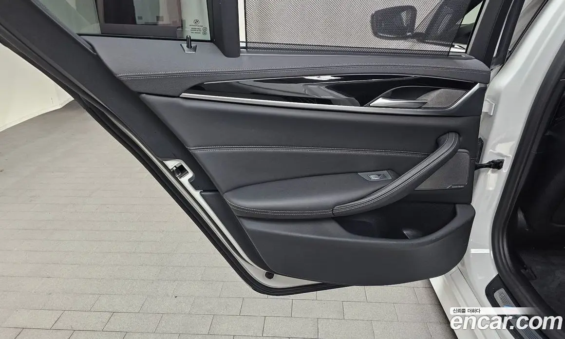 BMW 5 серия 2023 2.0 автомат (гидро), фото 15