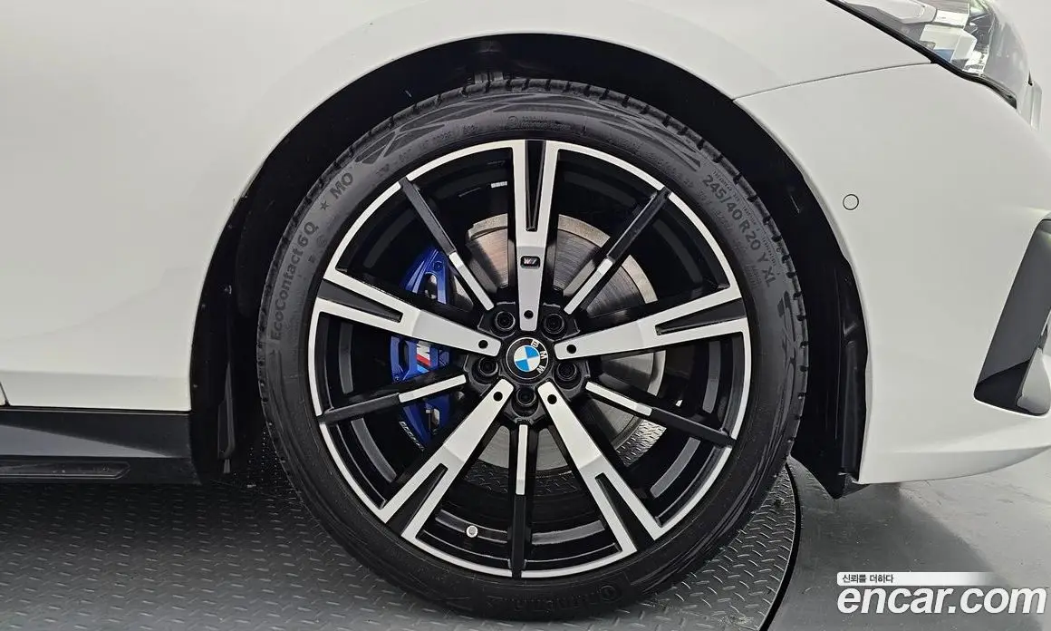 BMW 5 серия 2025 2.0 автомат (гидро), фото 7 BMW 5 серия 2025 2.0 автомат (гидро), фото 7