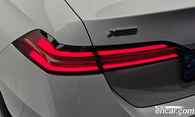 BMW 5 серия 2025 2.0 автомат (гидро), миниатюра 9 BMW 5 серия 2025 2.0 автомат (гидро), миниатюра 9