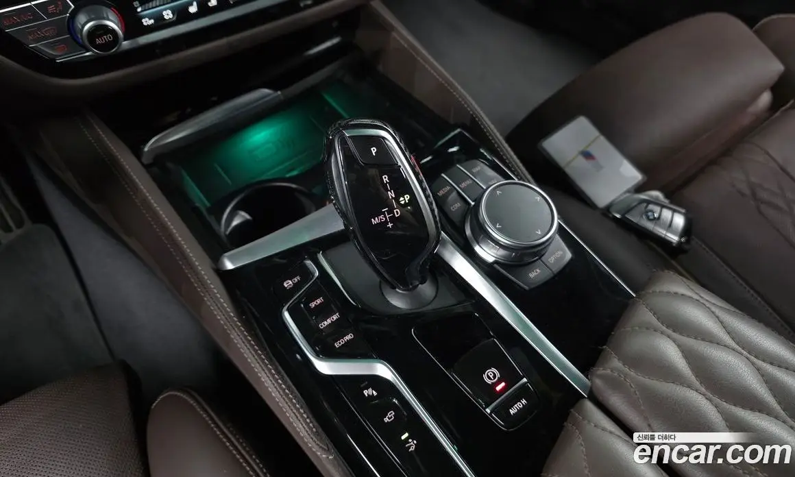 BMW 6 серия 2023 3.0 автомат (гидро), фото 11