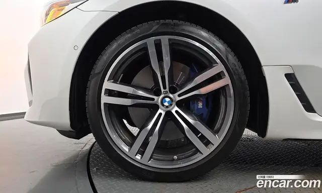 BMW 6 серия 2023 3.0 автомат (гидро), миниатюра 4