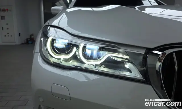 BMW 7 серия 2017 3.0 автомат (гидро), миниатюра 7 BMW 7 серия 2017 3.0 автомат (гидро), миниатюра 7