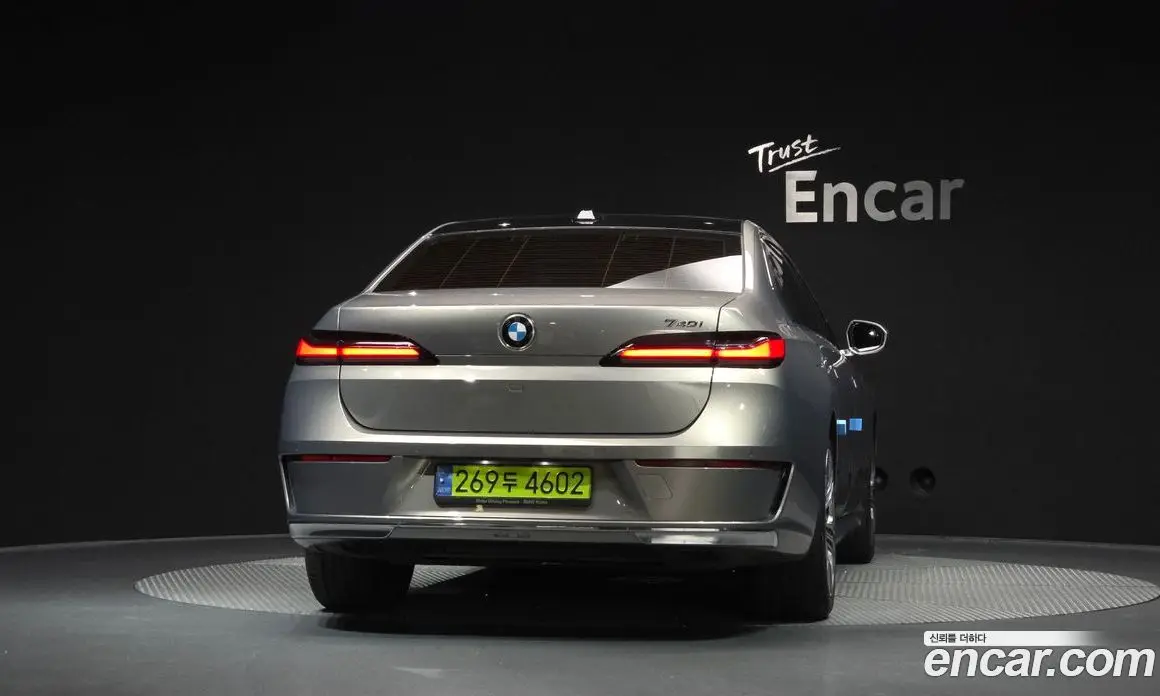 BMW 7 серия 2023 3.0 автомат (гидро), фото 4