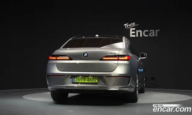 BMW 7 серия 2023 3.0 автомат (гидро), миниатюра 4