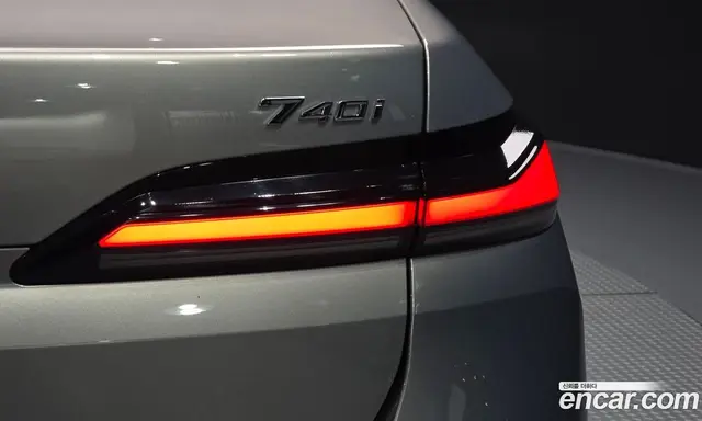 BMW 7 серия 2023 3.0 автомат (гидро), миниатюра 9