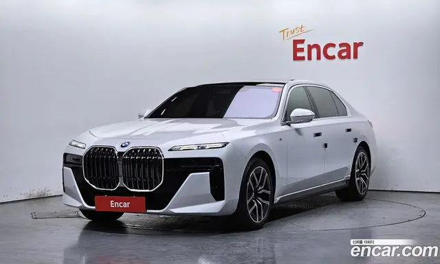 BMW 7 серия, 2024, 66 856 км
