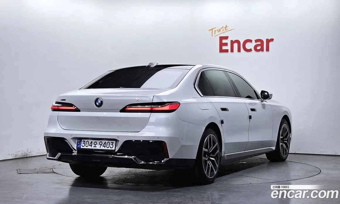 BMW 7 серия 2024 3.0 автомат (гидро), фото 2 BMW 7 серия 2024 3.0 автомат (гидро), фото 2