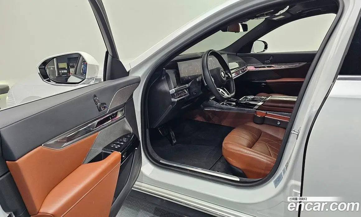 BMW 7 серия 2024 3.0 автомат (гидро), фото 13 BMW 7 серия 2024 3.0 автомат (гидро), фото 13
