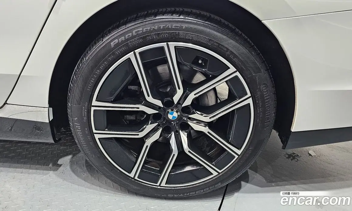 BMW 7 серия 2024 3.0 автомат (гидро), фото 5 BMW 7 серия 2024 3.0 автомат (гидро), фото 5