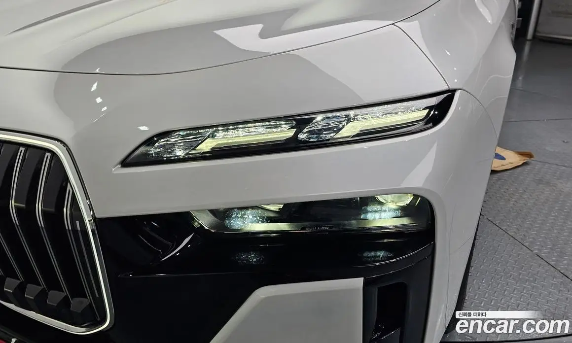 BMW 7 серия 2024 3.0 автомат (гидро), фото 8 BMW 7 серия 2024 3.0 автомат (гидро), фото 8