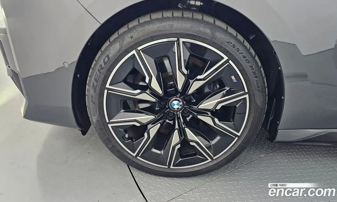 BMW i7 2025 0.3 автомат (гидро), фото 5 BMW i7 2025 0.3 автомат (гидро), фото 5