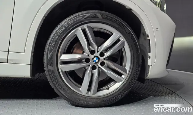 BMW X1 2020 2.0 автомат (гидро), миниатюра 7 BMW X1 2020 2.0 автомат (гидро), миниатюра 7