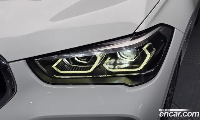 BMW X1 2020 2.0 автомат (гидро), миниатюра 8 BMW X1 2020 2.0 автомат (гидро), миниатюра 8