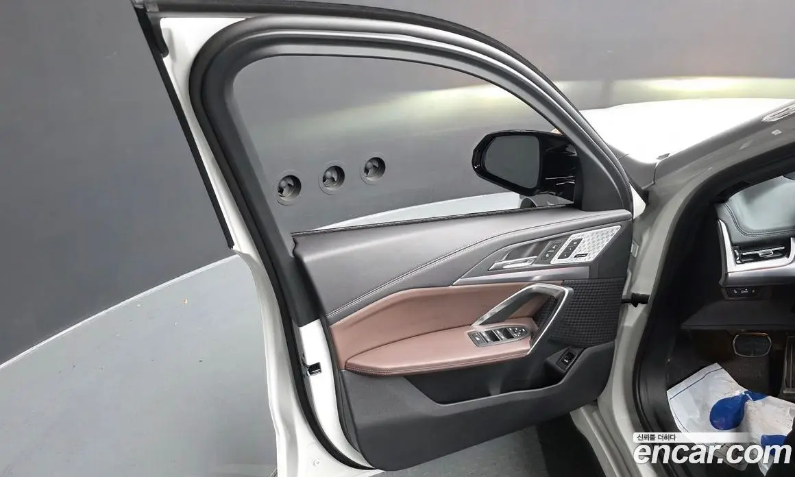 BMW X1 2025 2.0 автомат (гидро), фото 14 BMW X1 2025 2.0 автомат (гидро), фото 14