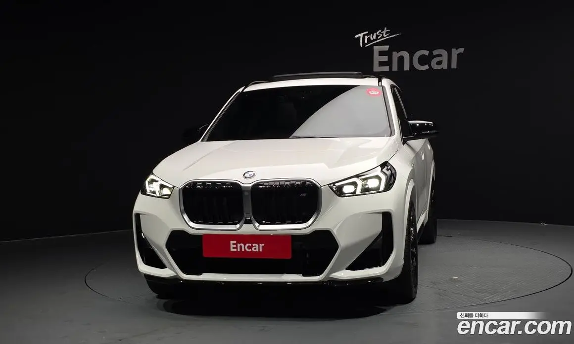 BMW X1 2025 2.0 автомат (гидро), фото 3 BMW X1 2025 2.0 автомат (гидро), фото 3