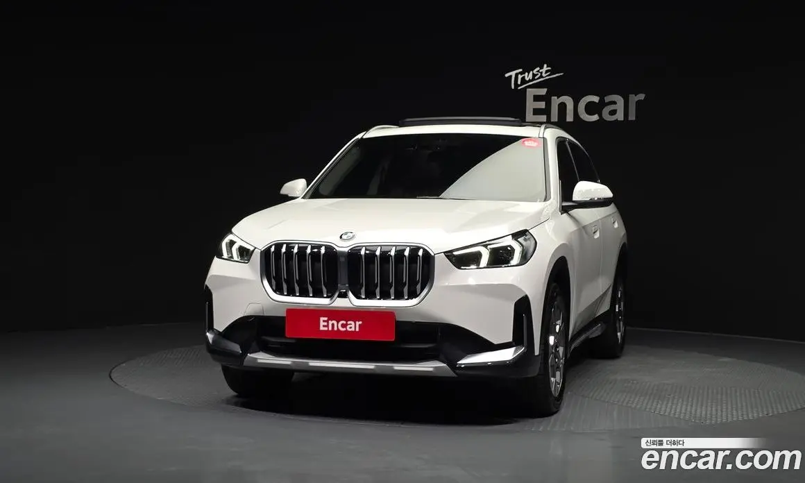 BMW X1 2025 2.0 автомат (гидро), фото 3 BMW X1 2025 2.0 автомат (гидро), фото 3