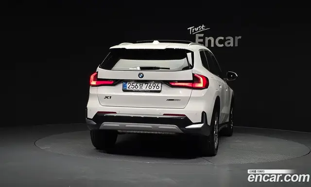 BMW X1 2025 2.0 автомат (гидро), миниатюра 4 BMW X1 2025 2.0 автомат (гидро), миниатюра 4