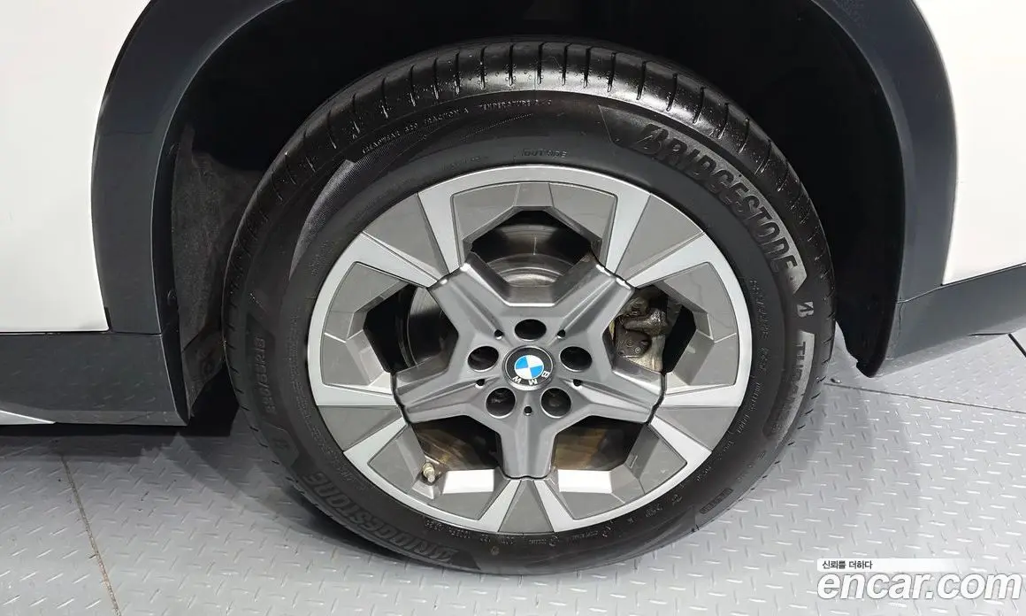 BMW X1 2025 2.0 автомат (гидро), фото 7 BMW X1 2025 2.0 автомат (гидро), фото 7