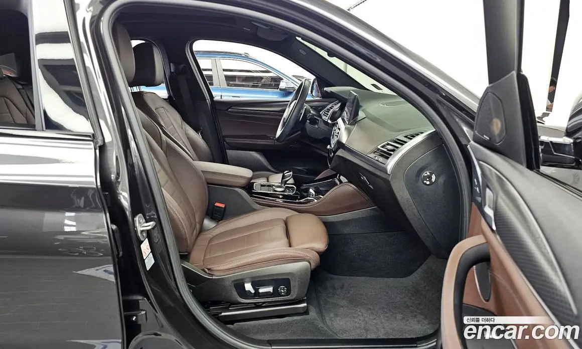 BMW X4 2022 2.0 автомат (гидро), фото 17