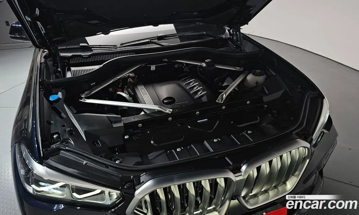 BMW X6 2021 3.0 автомат (гидро), фото 5