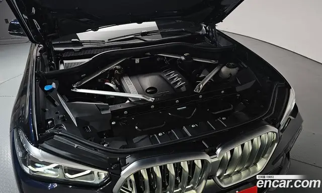 BMW X6 2021 3.0 автомат (гидро), миниатюра 5