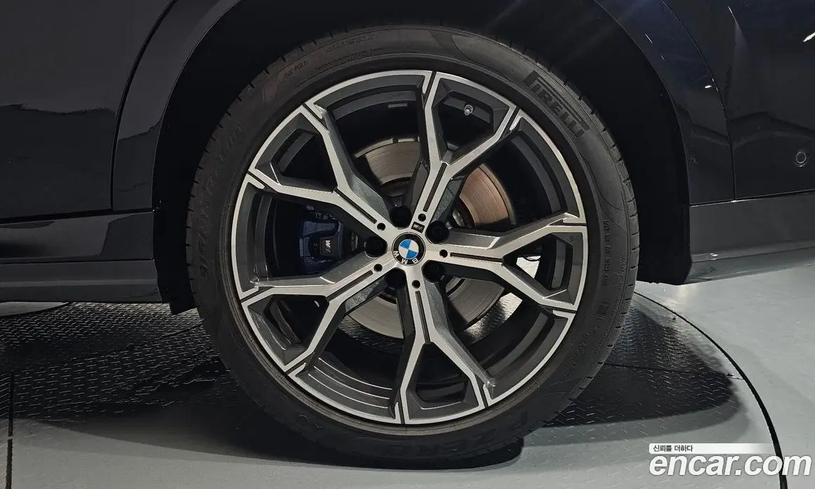 BMW X6 2021 3.0 автомат (гидро), фото 6