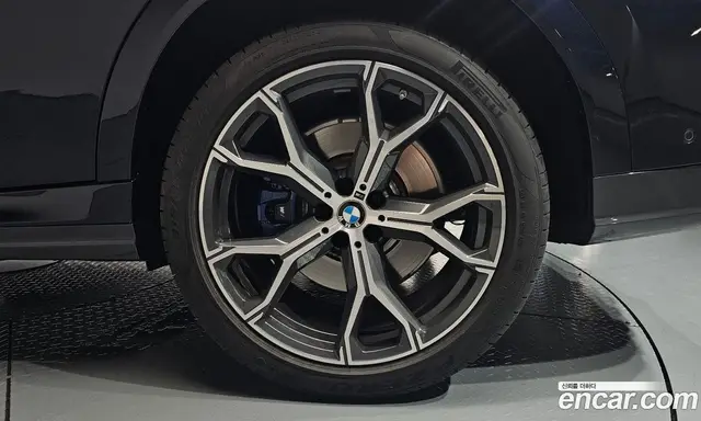 BMW X6 2021 3.0 автомат (гидро), миниатюра 6