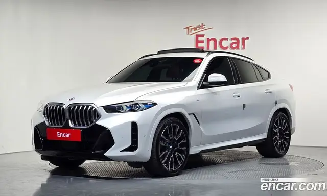 BMW X6, 2024, 25 040 км