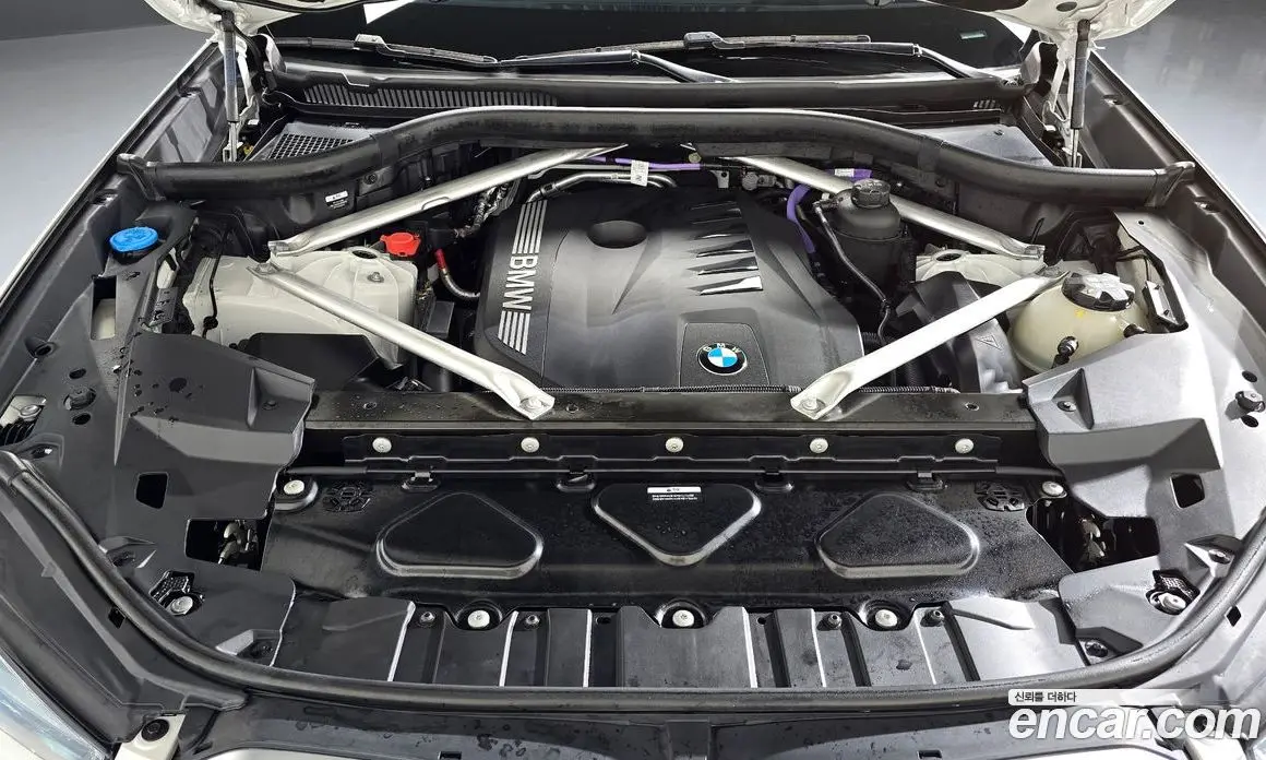 BMW X6 2024 3.0 автомат (гидро), фото 6 BMW X6 2024 3.0 автомат (гидро), фото 6