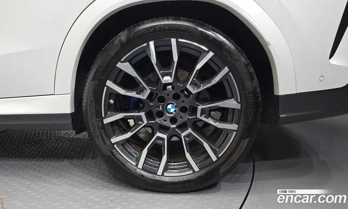 BMW X6 2024 3.0 автомат (гидро), фото 7 BMW X6 2024 3.0 автомат (гидро), фото 7