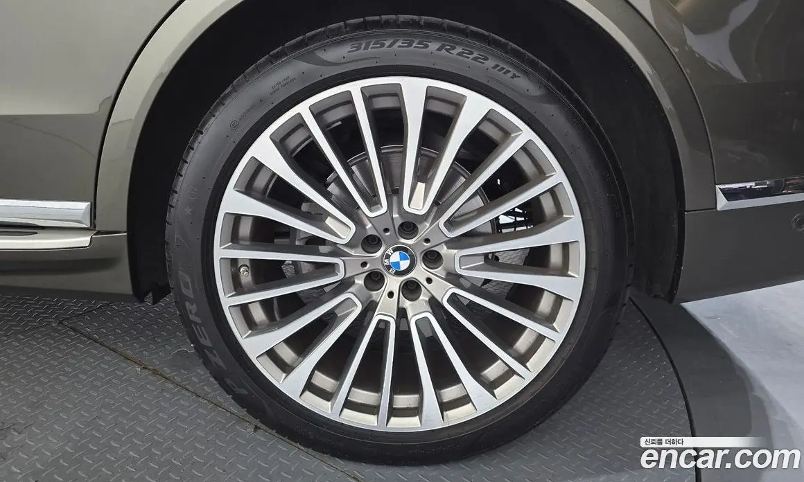 BMW X7 2022 3.0 автомат (гидро), фото 7 BMW X7 2022 3.0 автомат (гидро), фото 7