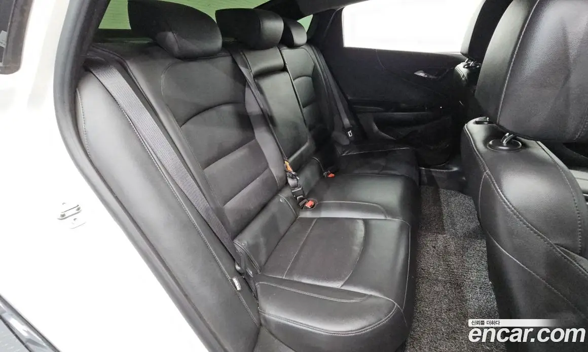 Chevrolet Malibu 2017 2.0 автомат (гидро), фото 17 Chevrolet Malibu 2017 2.0 автомат (гидро), фото 17