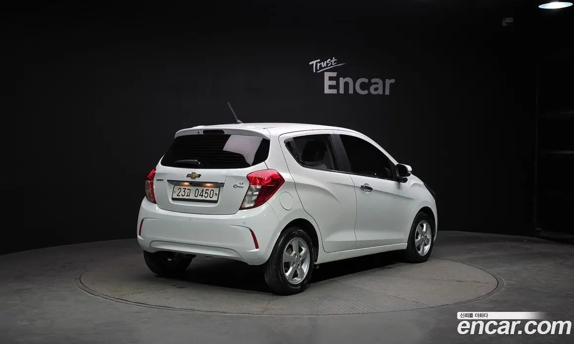 Chevrolet Spark 2016 1.0 автомат (гидро), фото 2 Chevrolet Spark 2016 1.0 автомат (гидро), фото 2