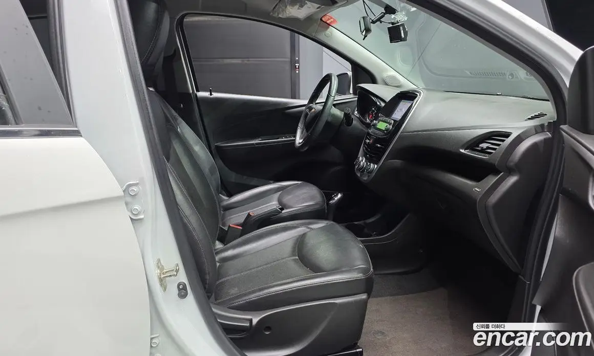 Chevrolet Spark 2016 1.0 автомат (гидро), фото 17 Chevrolet Spark 2016 1.0 автомат (гидро), фото 17