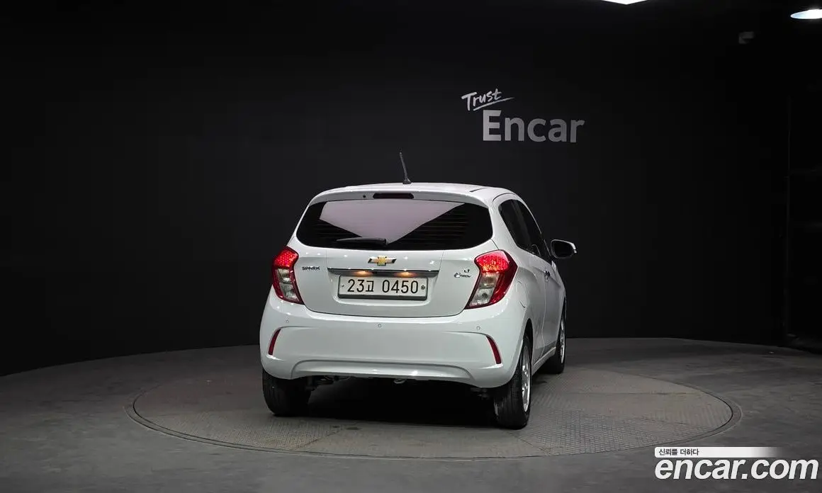 Chevrolet Spark 2016 1.0 автомат (гидро), фото 4 Chevrolet Spark 2016 1.0 автомат (гидро), фото 4