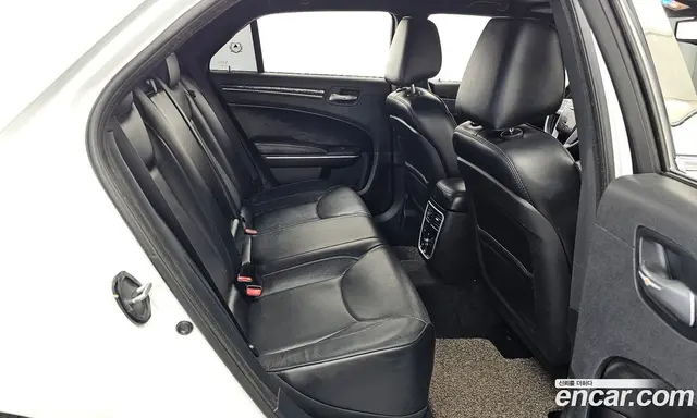 Chrysler 300C 2013 3.0 автомат (гидро), миниатюра 12