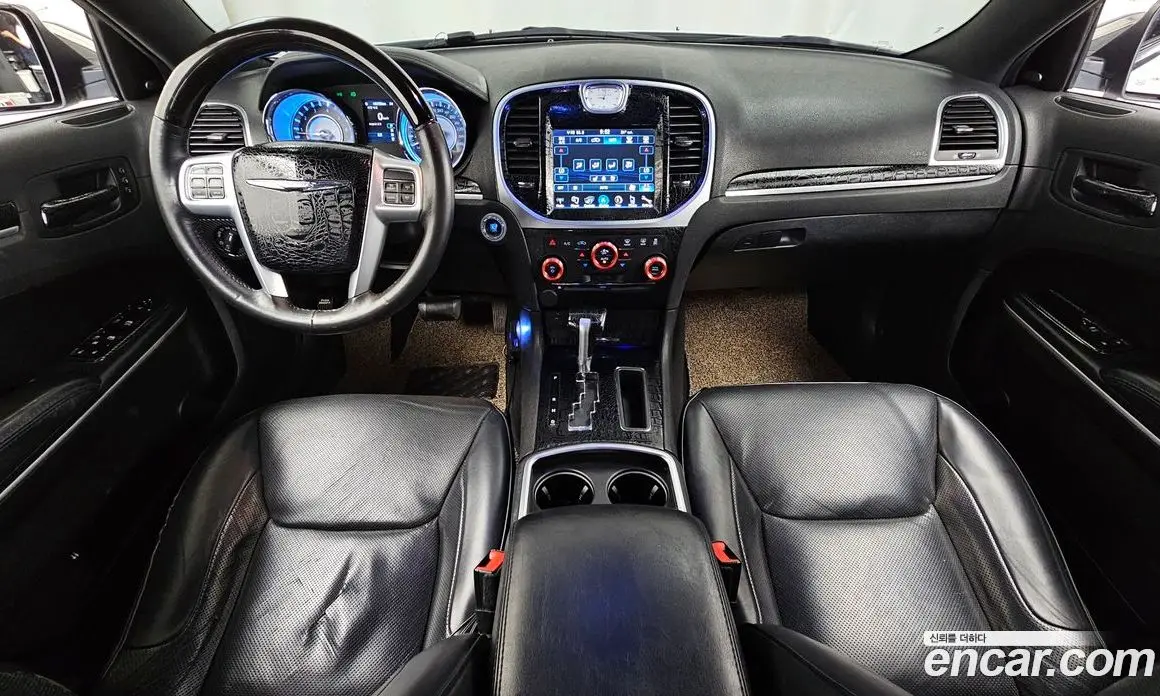 Chrysler 300C 2013 3.0 автомат (гидро), фото 7 Chrysler 300C 2013 3.0 автомат (гидро), фото 7