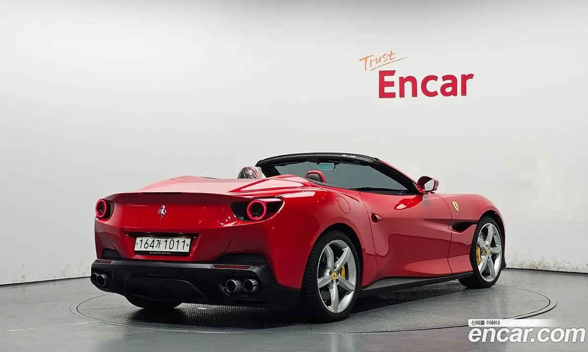 Ferrari Portofino 2019 3.9 автомат (гидро), фото 2 Ferrari Portofino 2019 3.9 автомат (гидро), фото 2