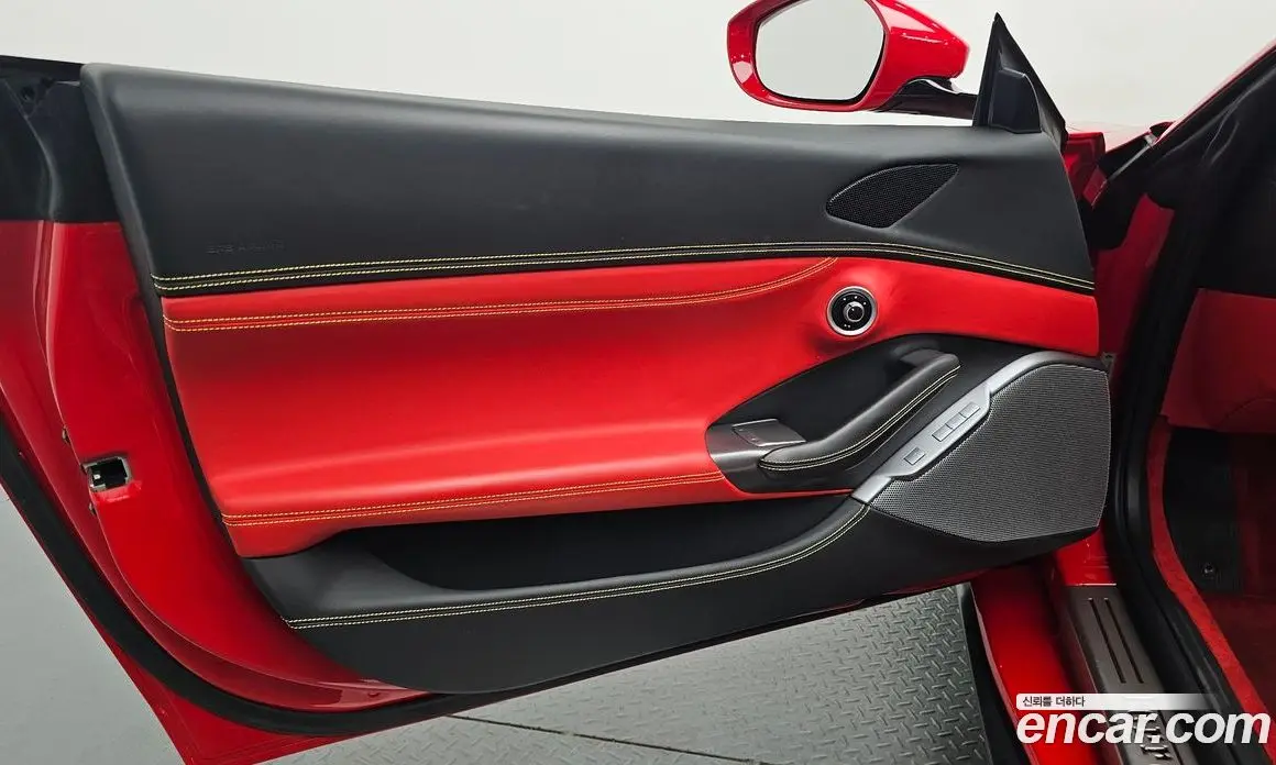 Ferrari Portofino 2019 3.9 автомат (гидро), фото 14 Ferrari Portofino 2019 3.9 автомат (гидро), фото 14