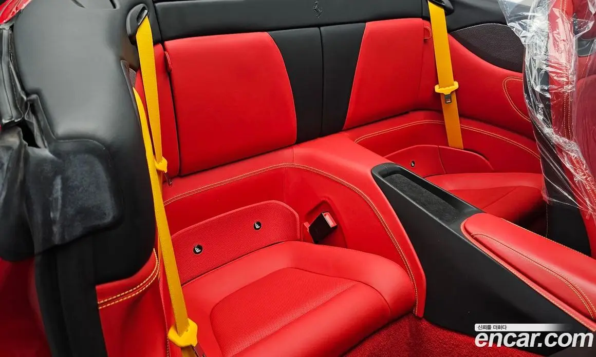 Ferrari Portofino 2019 3.9 автомат (гидро), фото 16 Ferrari Portofino 2019 3.9 автомат (гидро), фото 16