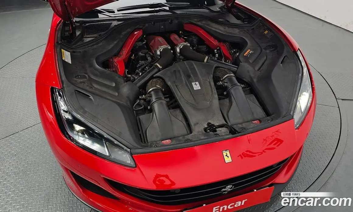 Ferrari Portofino 2019 3.9 автомат (гидро), фото 6 Ferrari Portofino 2019 3.9 автомат (гидро), фото 6