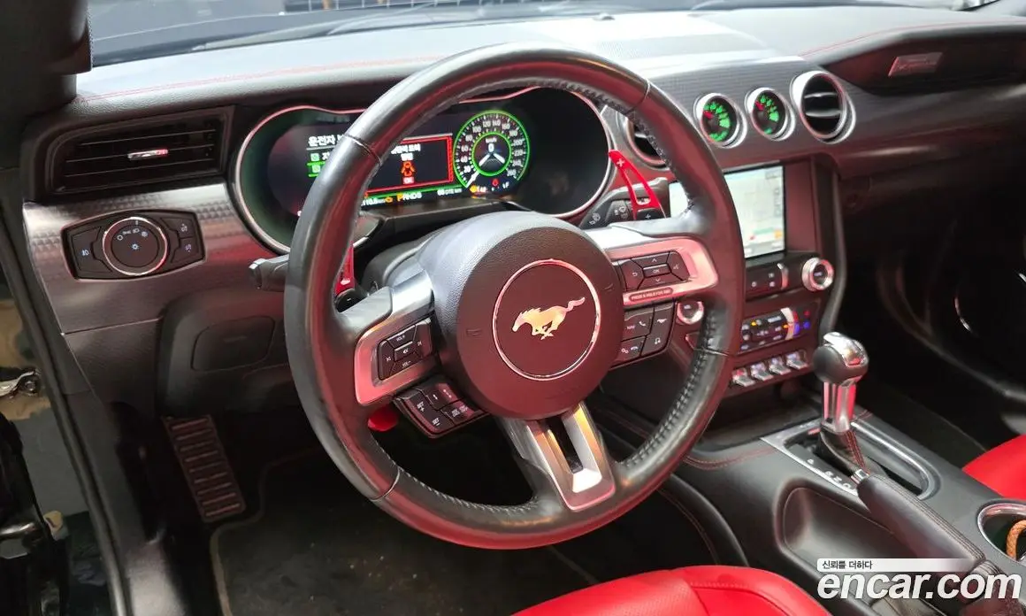 Ford Mustang 2021 5.0 автомат (гидро), фото 20
