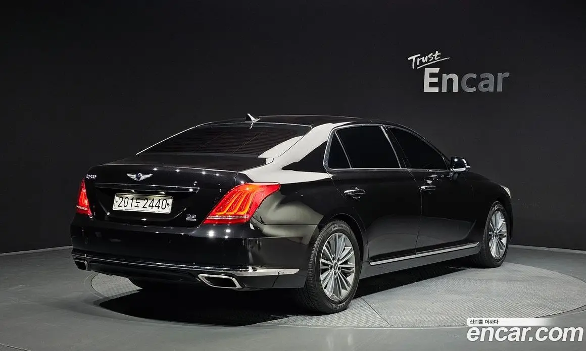 Genesis EQ900 2017 3.8 автомат (гидро), фото 2 Genesis EQ900 2017 3.8 автомат (гидро), фото 2