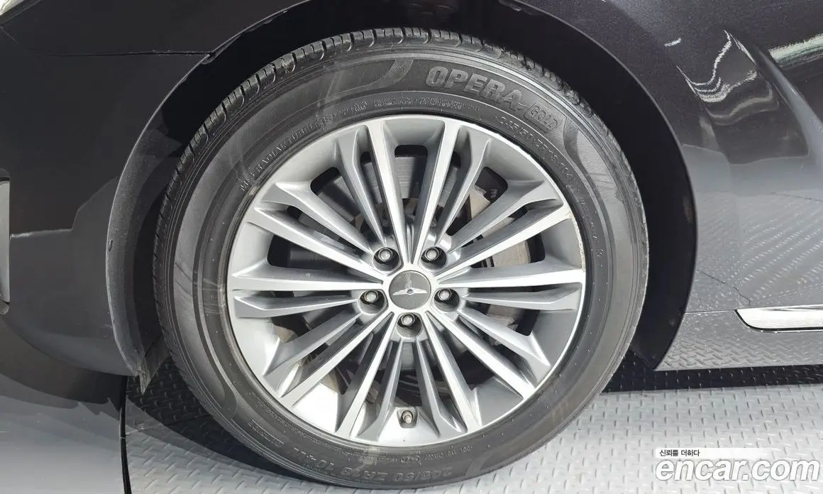 Genesis EQ900 2017 3.8 автомат (гидро), фото 5 Genesis EQ900 2017 3.8 автомат (гидро), фото 5