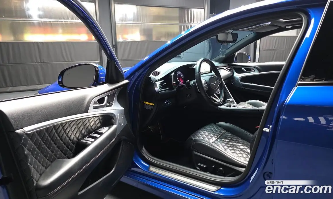 Genesis G70 2017 2.0 автомат (гидро), фото 13 Genesis G70 2017 2.0 автомат (гидро), фото 13