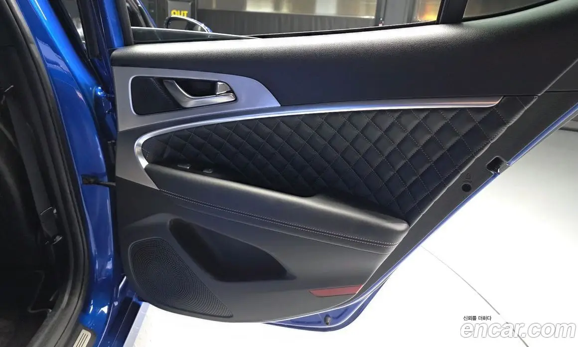 Genesis G70 2017 2.0 автомат (гидро), фото 15 Genesis G70 2017 2.0 автомат (гидро), фото 15