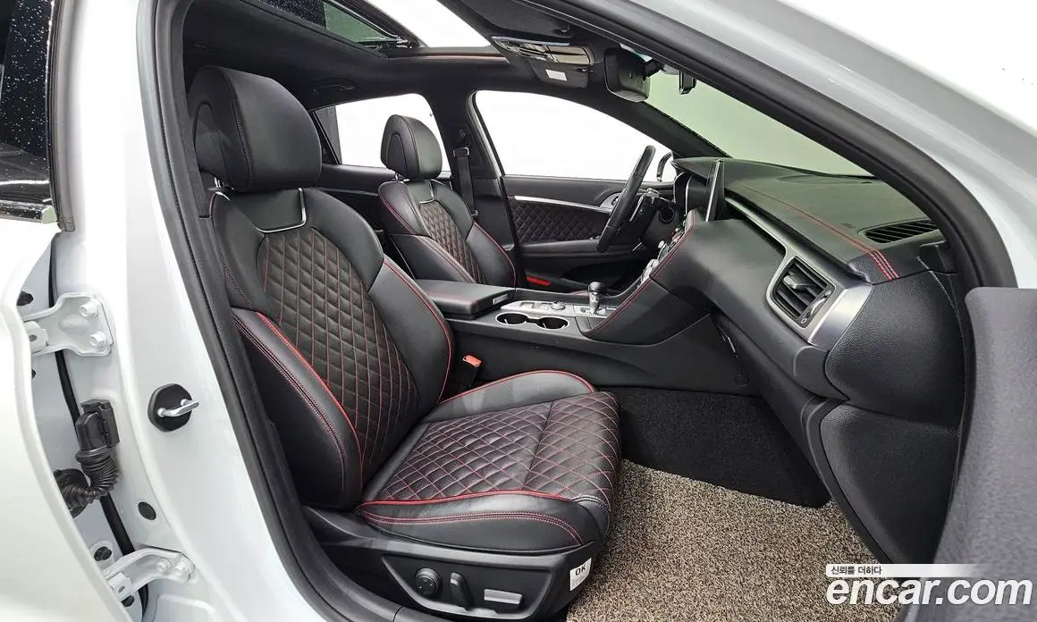 Genesis G70 2020 3.3 автомат (гидро), фото 16 Genesis G70 2020 3.3 автомат (гидро), фото 16