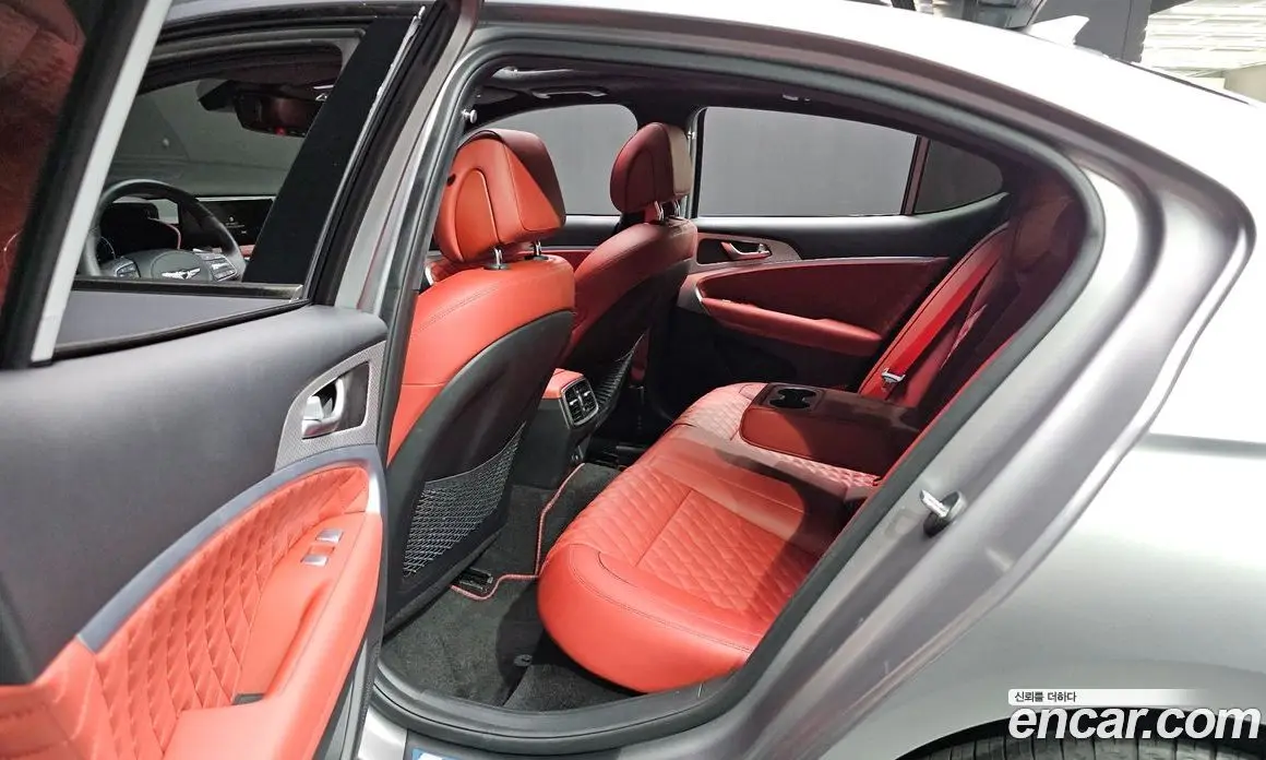 Genesis G70 2023 2.0 автомат (гидро), фото 19 Genesis G70 2023 2.0 автомат (гидро), фото 19
