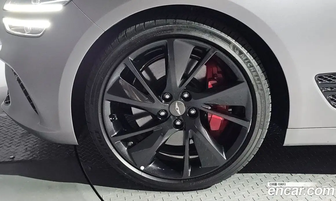 Genesis G70 2023 2.0 автомат (гидро), фото 5 Genesis G70 2023 2.0 автомат (гидро), фото 5